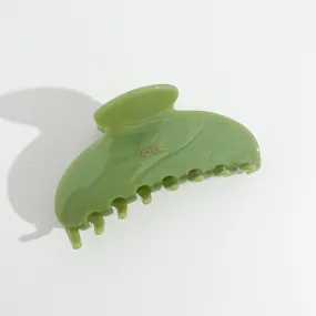 Amelia Claw Clip in Matcha