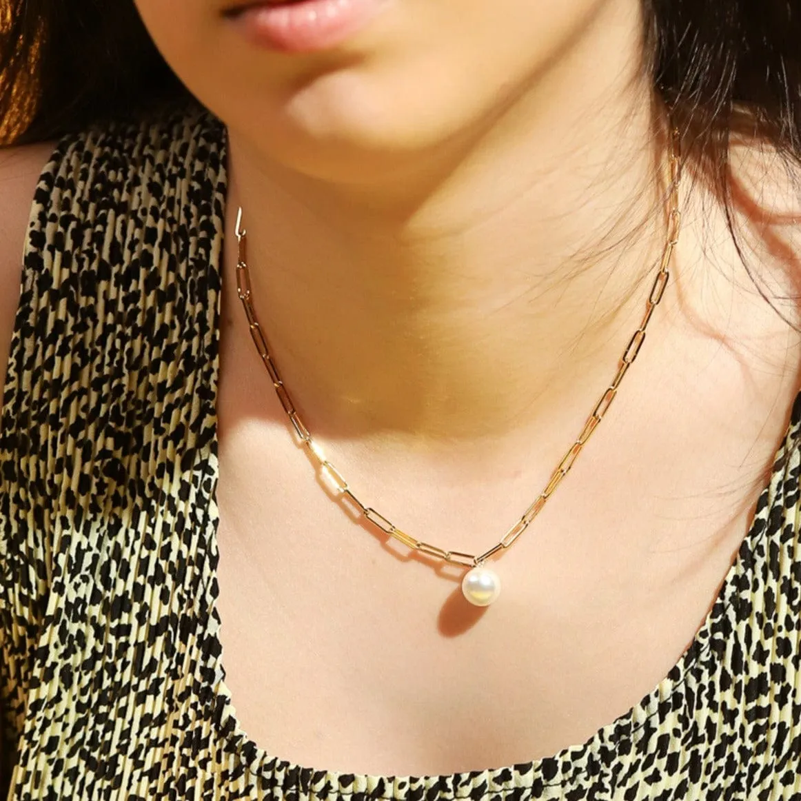 Chainlink Necklace With Pearl