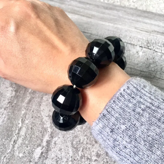 CHUNKY BLACK BEAD DISCO BALL BRACELET ON STRETCH ELASTICATED BAND