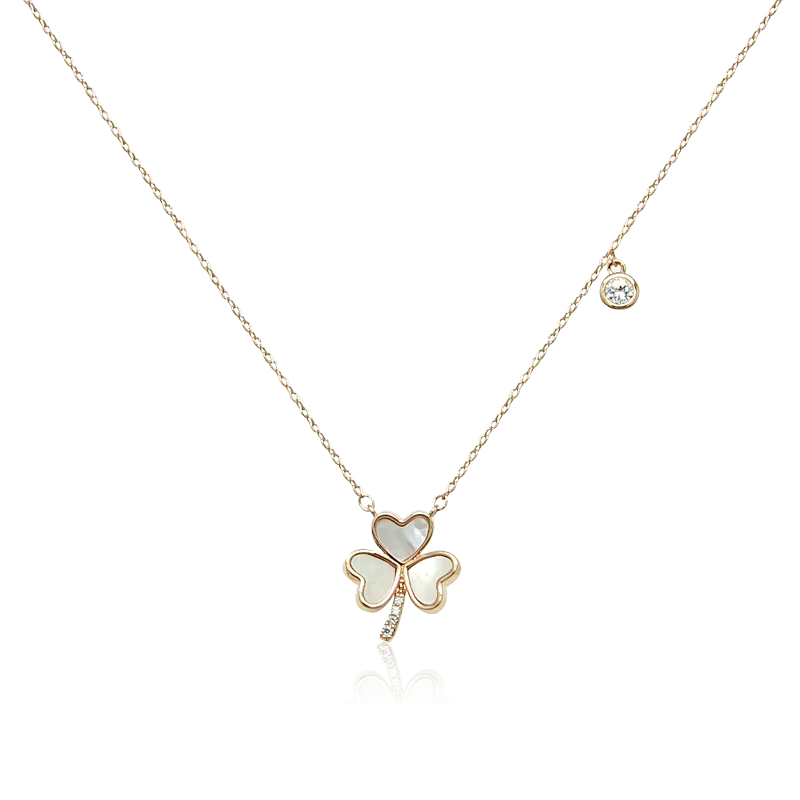 Clover Leaf Mother of Pearl Necklace