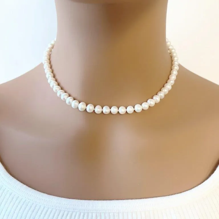 Freshwater Pearl 15.5" Necklace