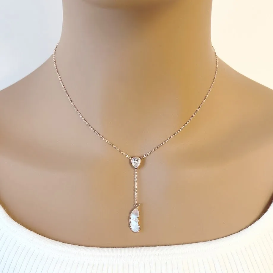 Leaf Mother of Pearl Necklace