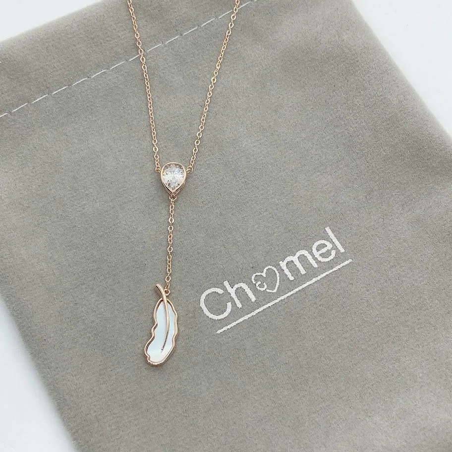 Leaf Mother of Pearl Necklace