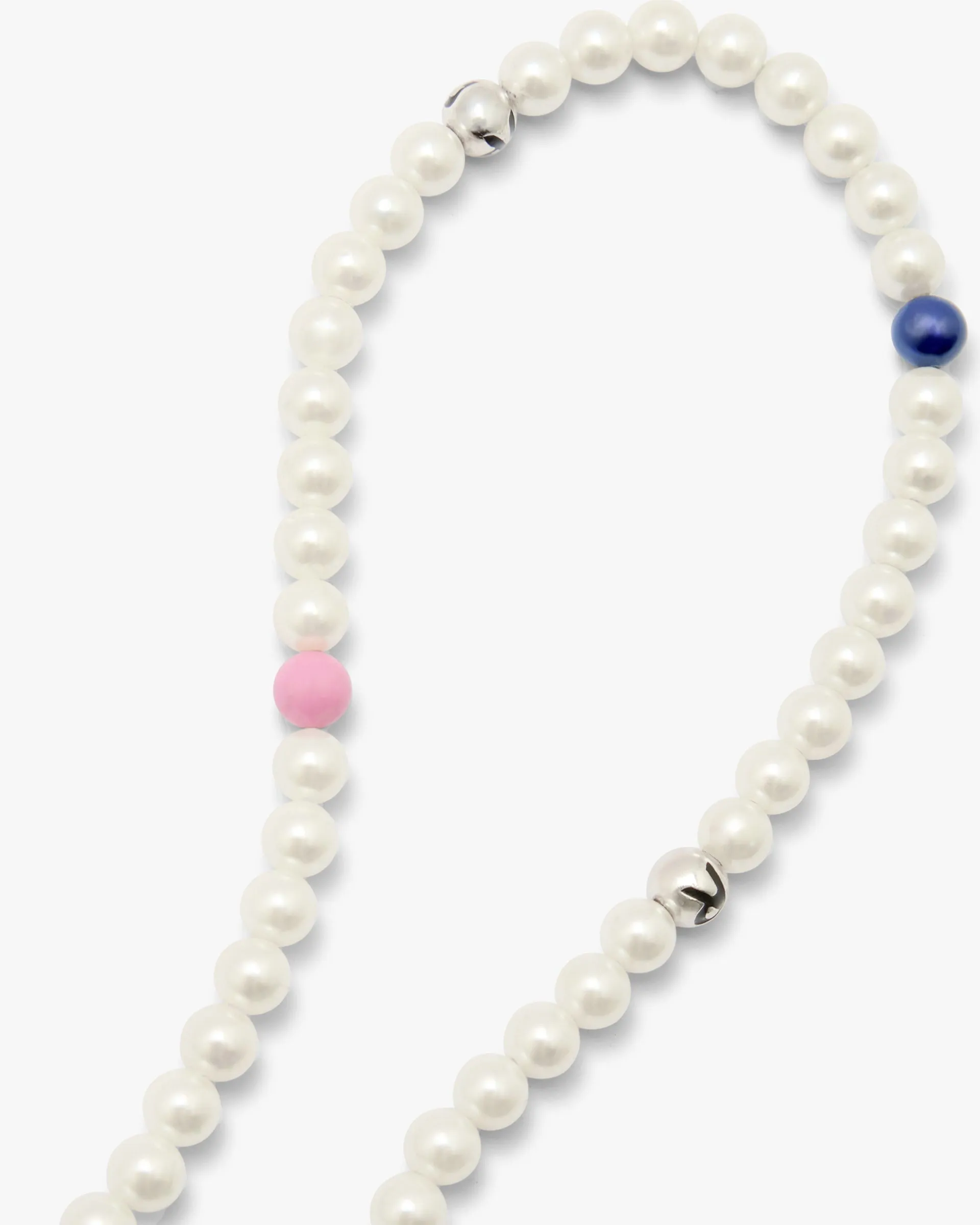 Elegant Handcrafted Pearl Necklace